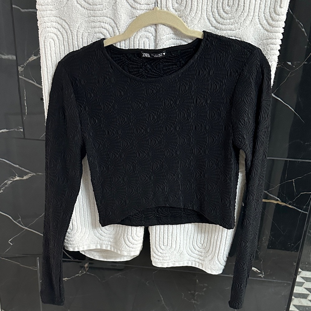 Zara black long sleeve crop